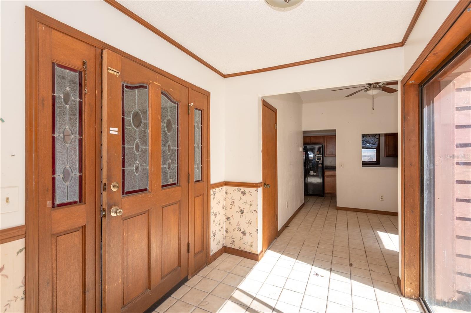 Image 6 of 40 For 202 Gerona Road