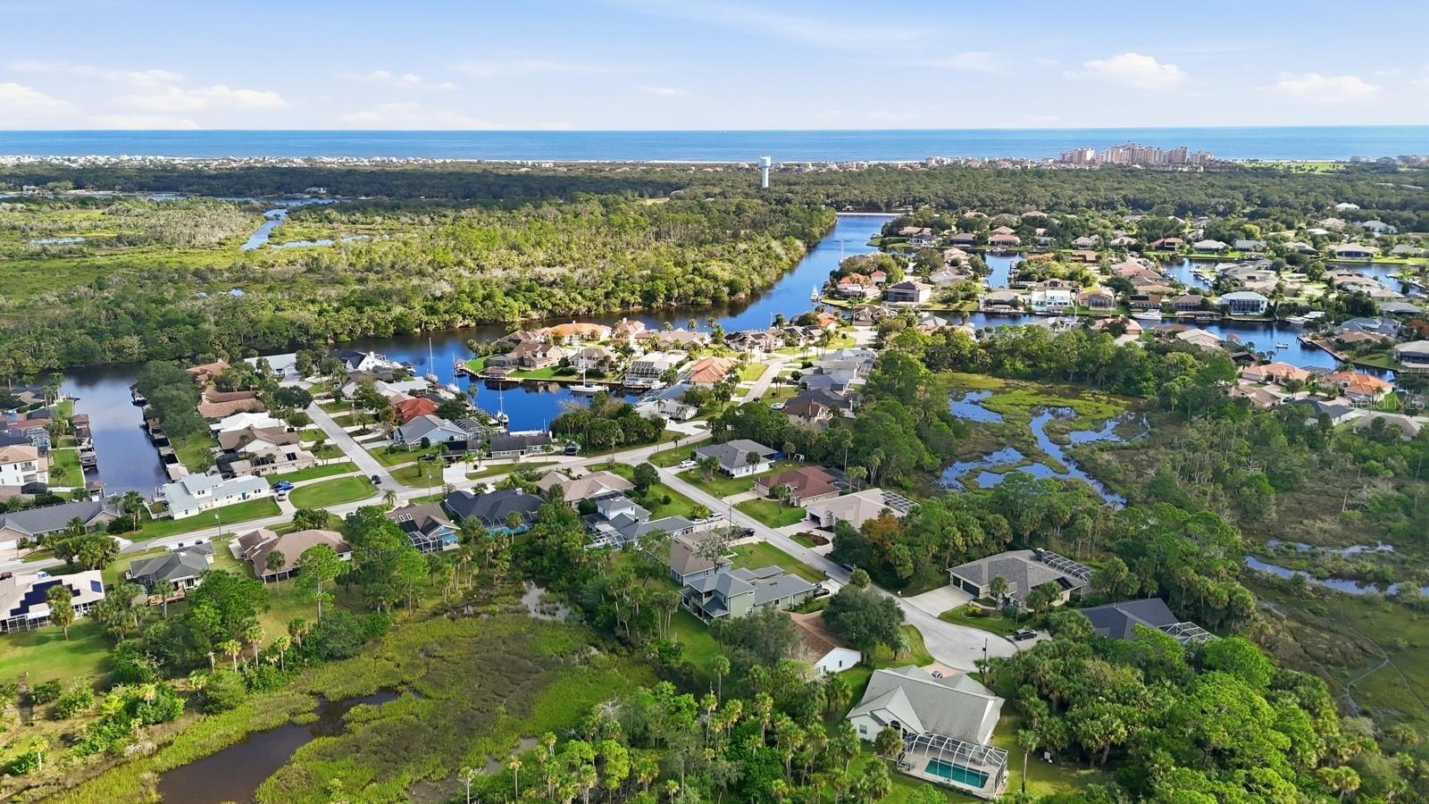 Image 14 of 21 For 9 Cayuga Court