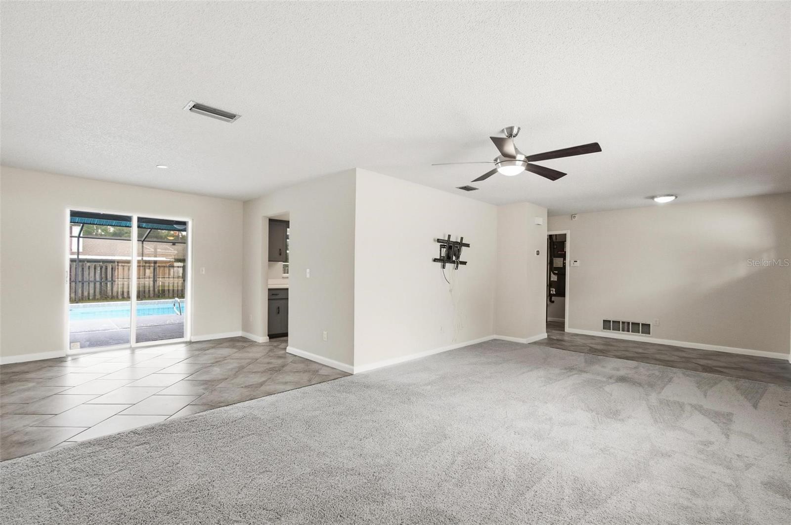 Image 12 of 65 For 7 Beechwood Lane