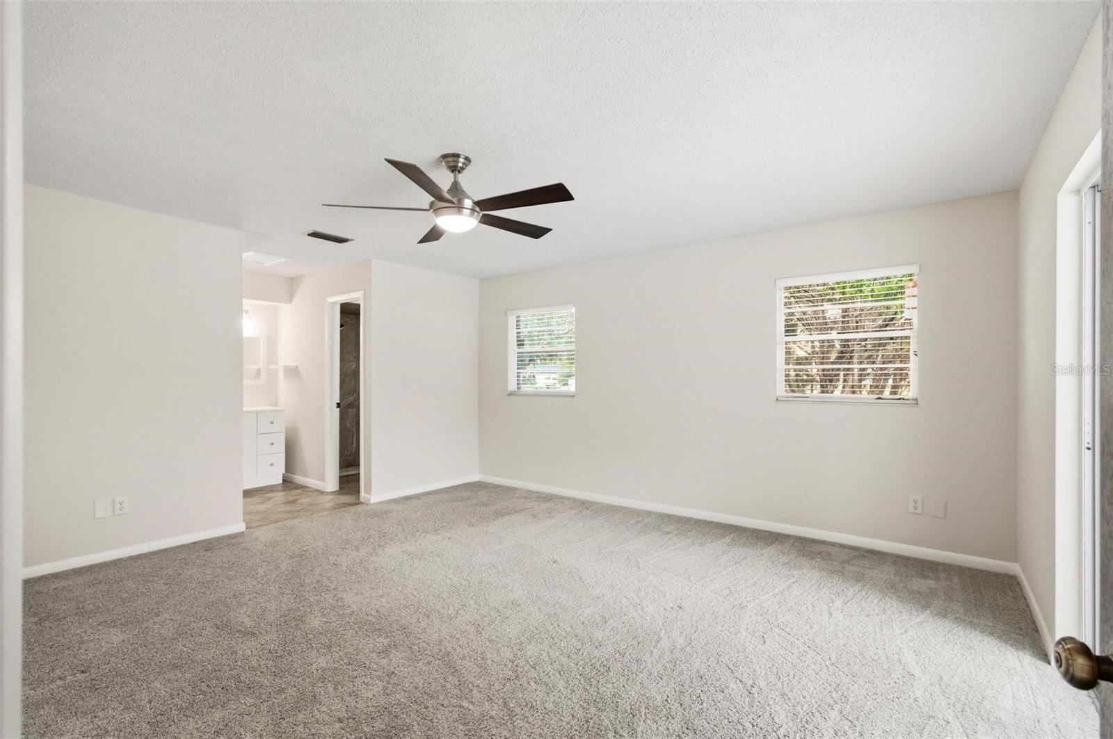 Image 17 of 65 For 7 Beechwood Lane