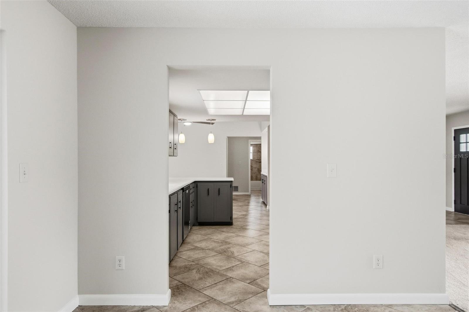 Image 29 of 65 For 7 Beechwood Lane