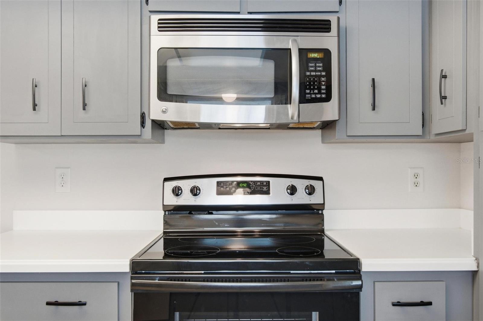 Image 34 of 65 For 7 Beechwood Lane