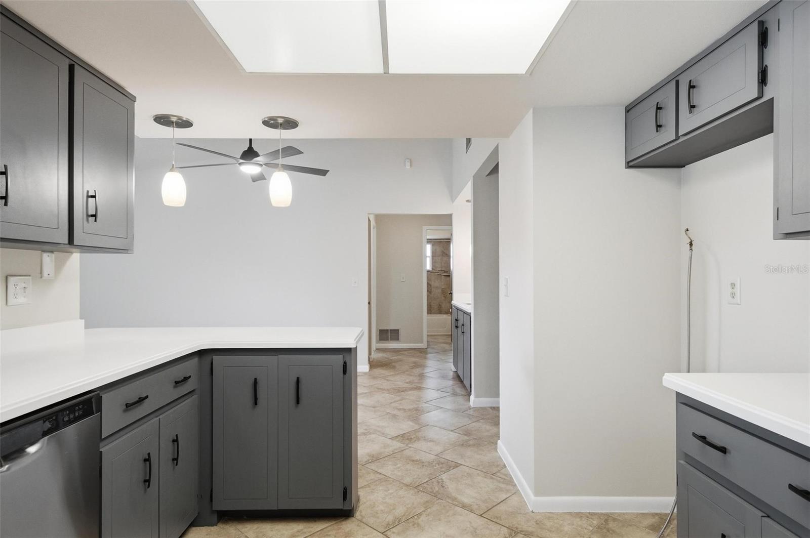 Image 37 of 65 For 7 Beechwood Lane