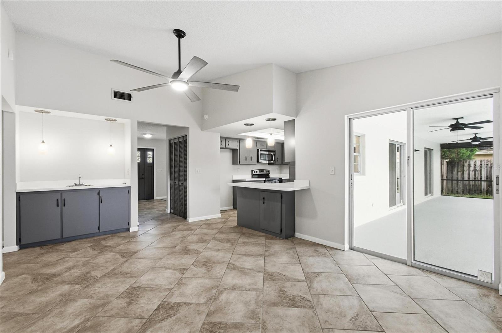 Image 39 of 65 For 7 Beechwood Lane