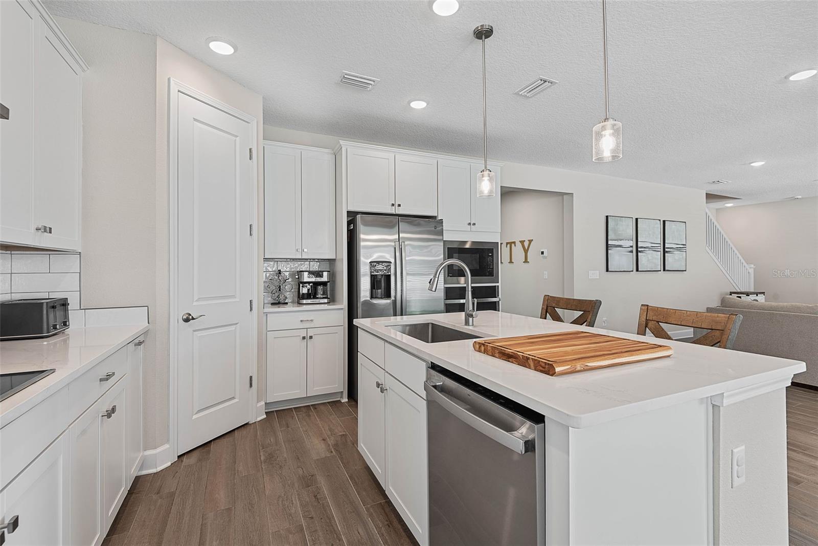 Image 15 of 63 For 42 Moana Court S