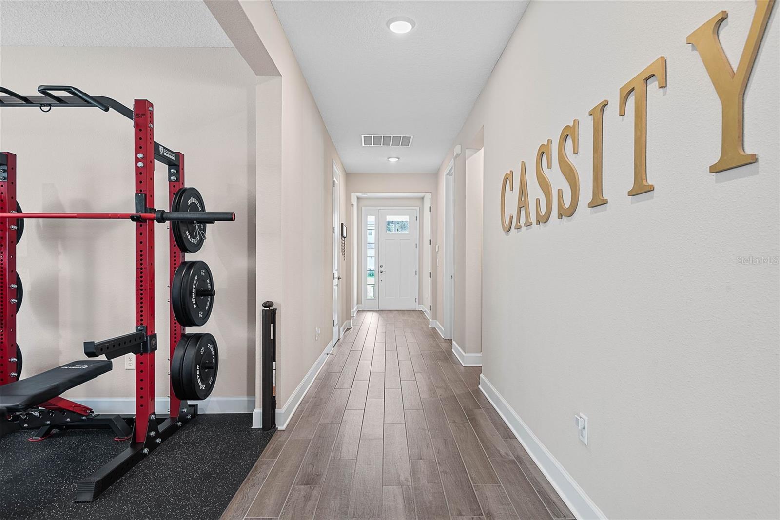 Image 22 of 63 For 42 Moana Court S