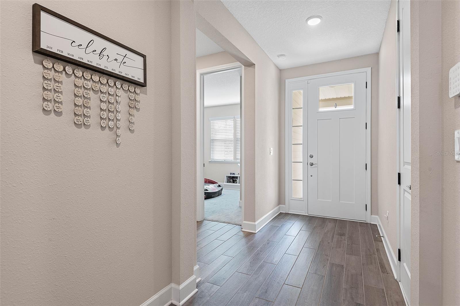 Image 23 of 63 For 42 Moana Court S