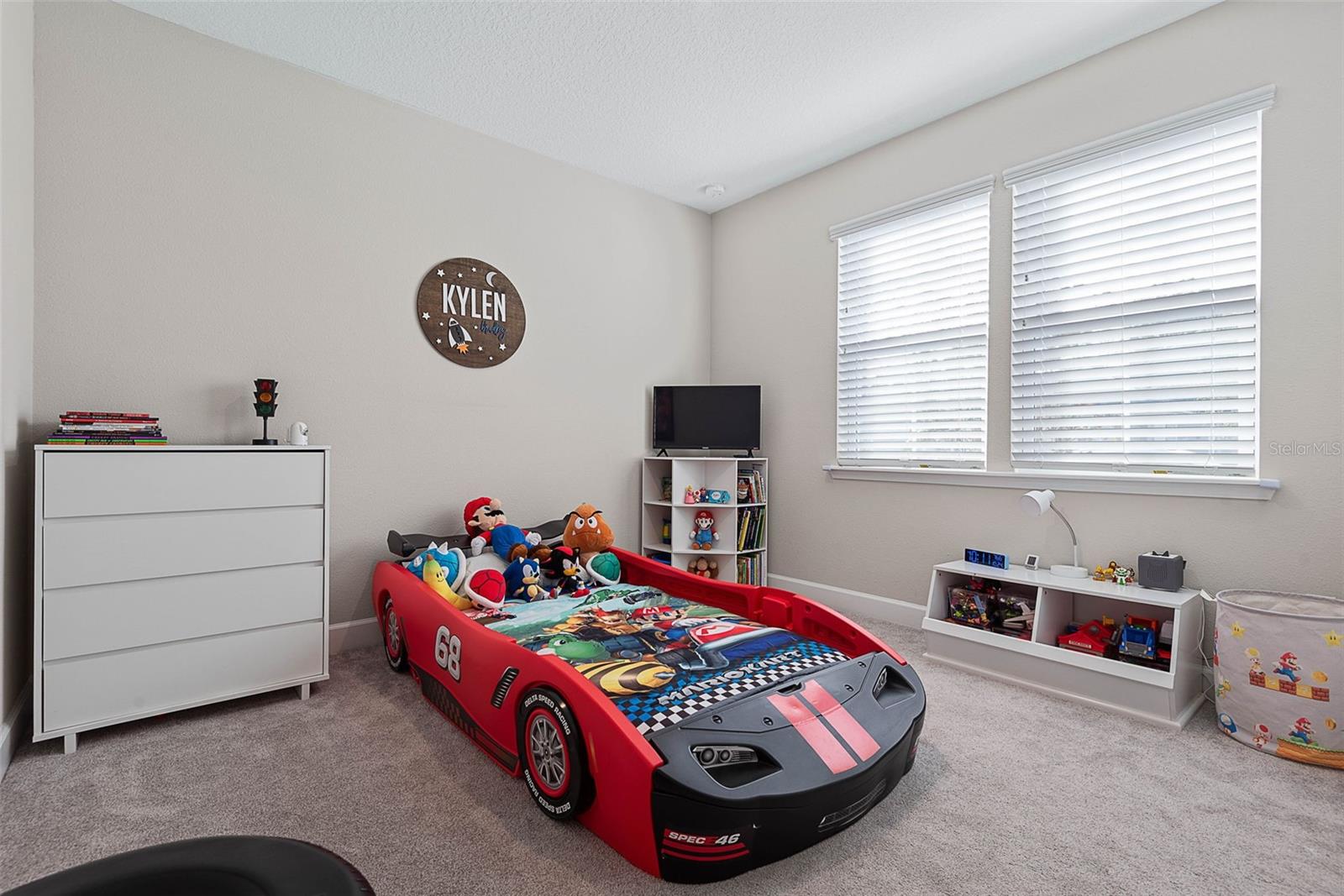 Image 31 of 63 For 42 Moana Court S