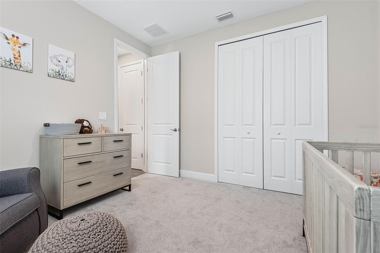 Image 36 of 63 For 42 Moana Court S