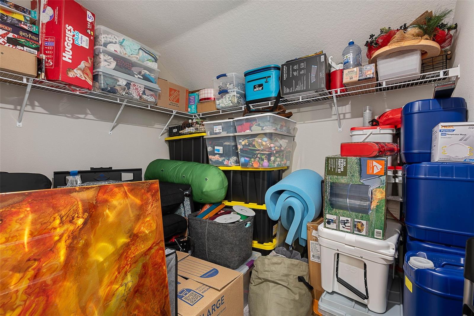 Image 43 of 63 For 42 Moana Court S