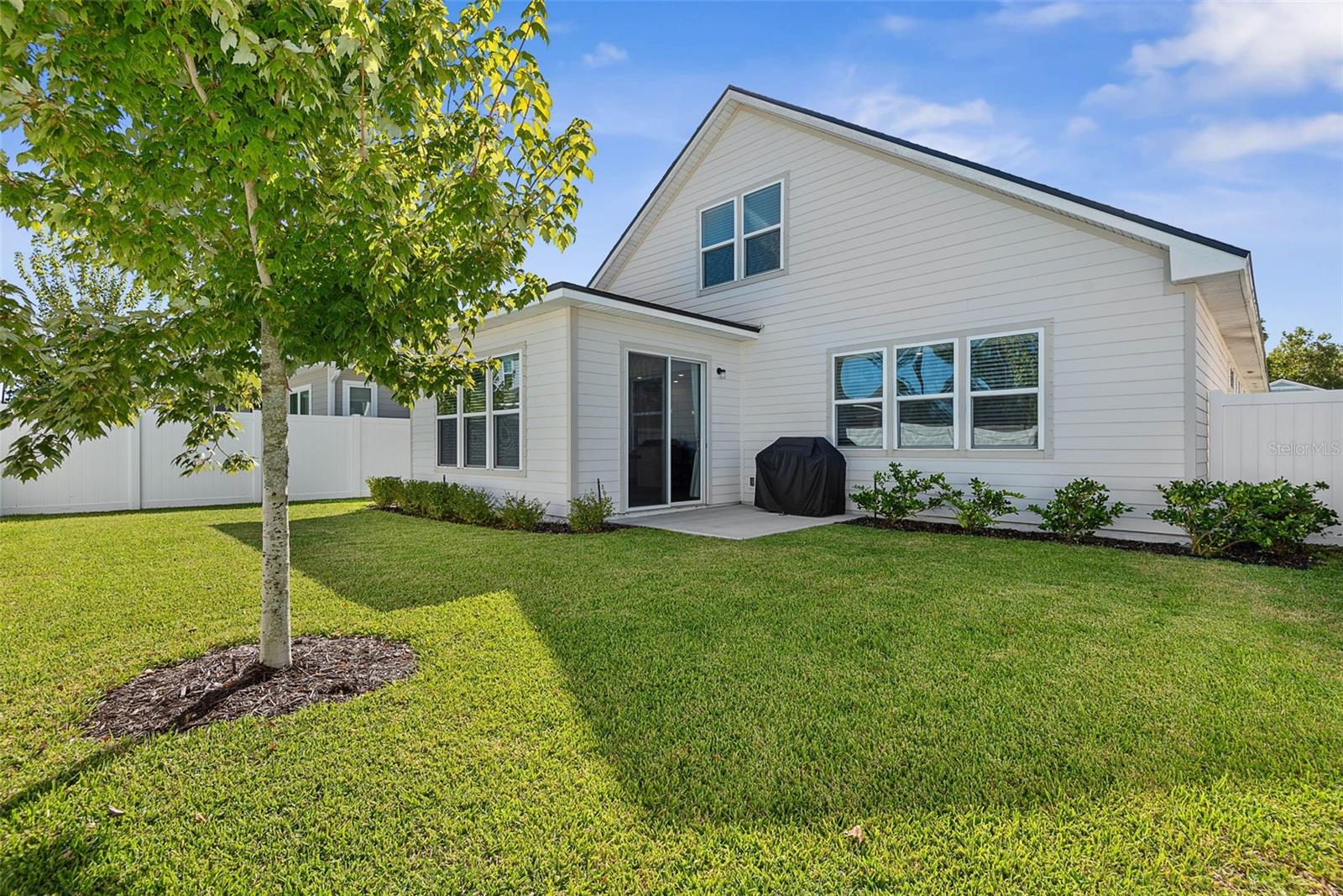 Image 47 of 63 For 42 Moana Court S