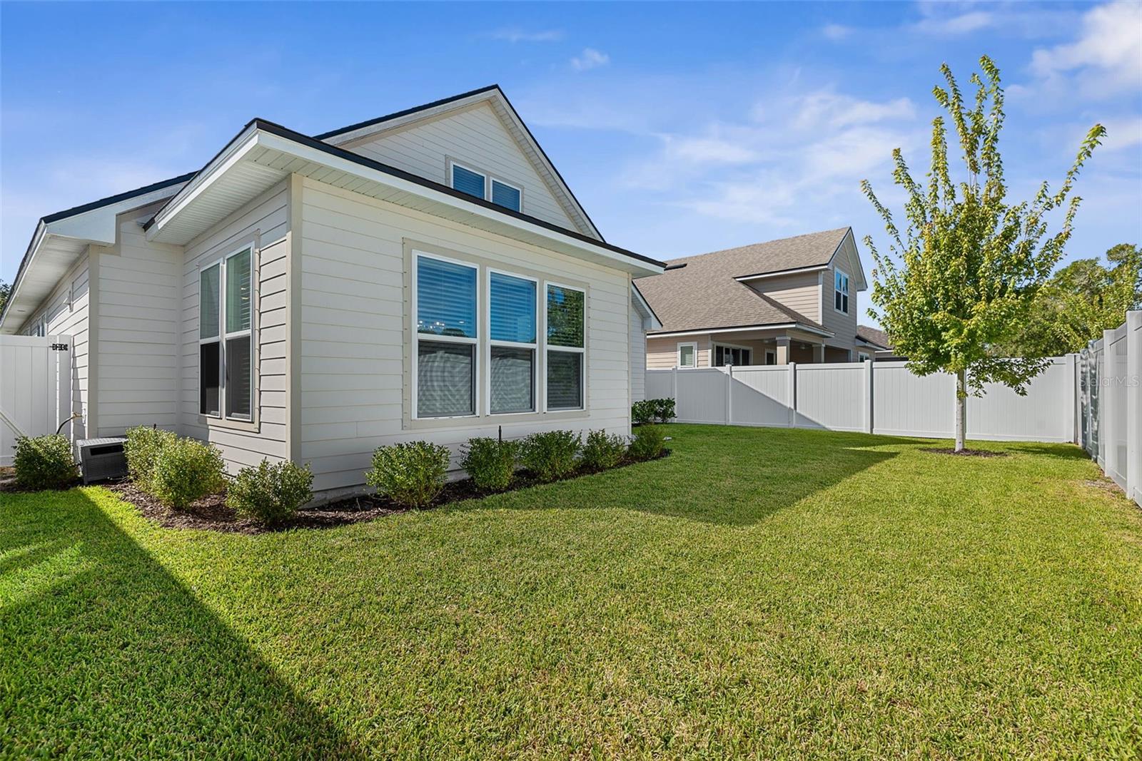 Image 48 of 63 For 42 Moana Court S