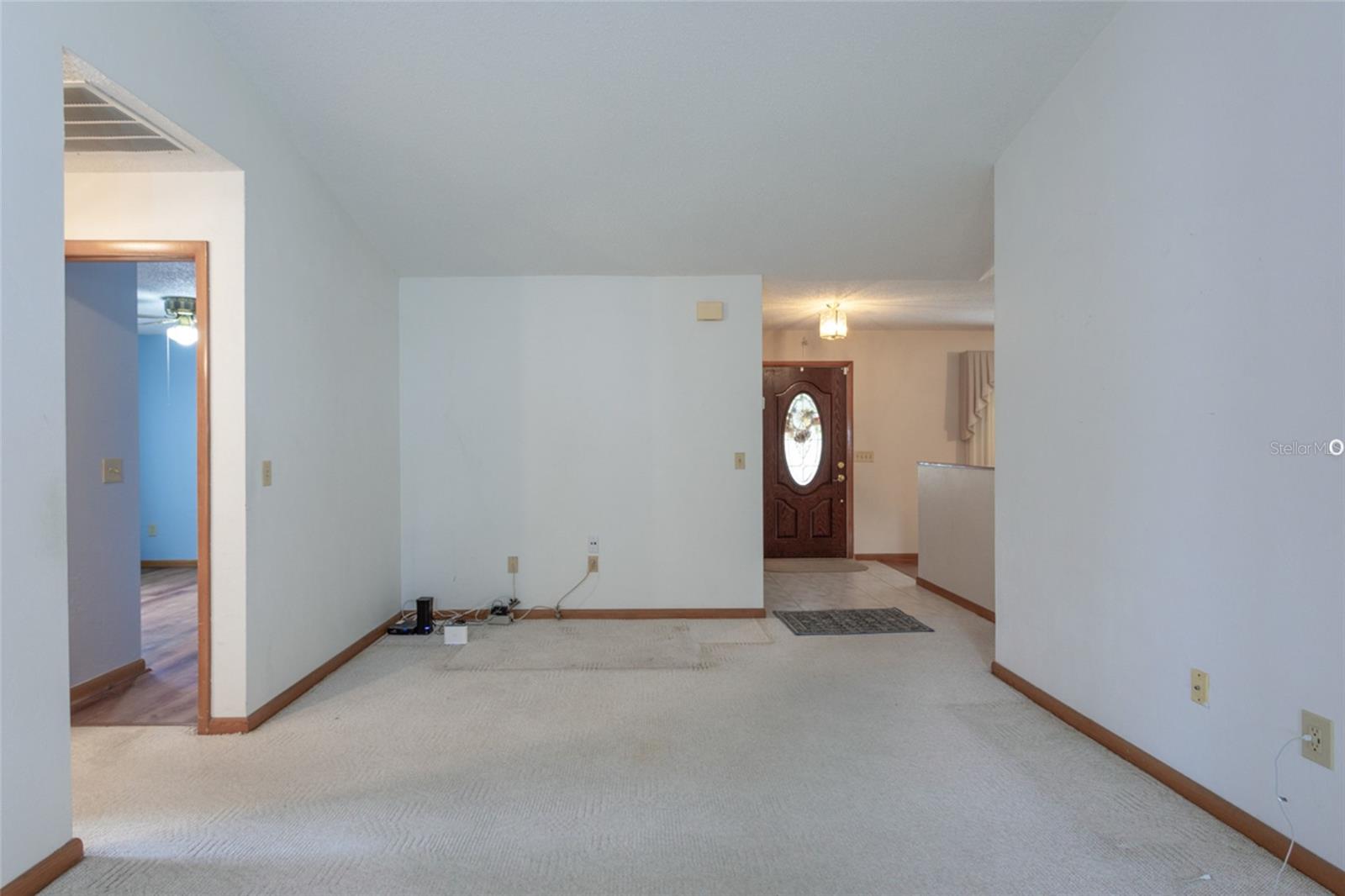 Image 15 of 41 For 17 Patchogue Lane