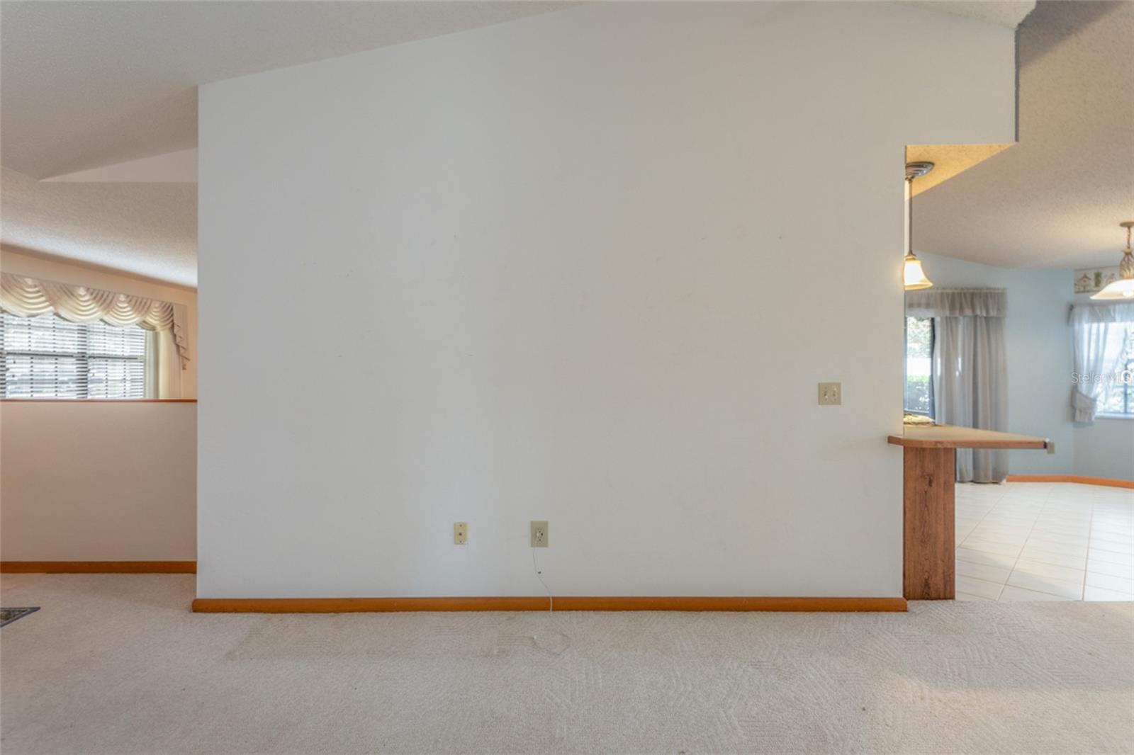 Image 17 of 41 For 17 Patchogue Lane