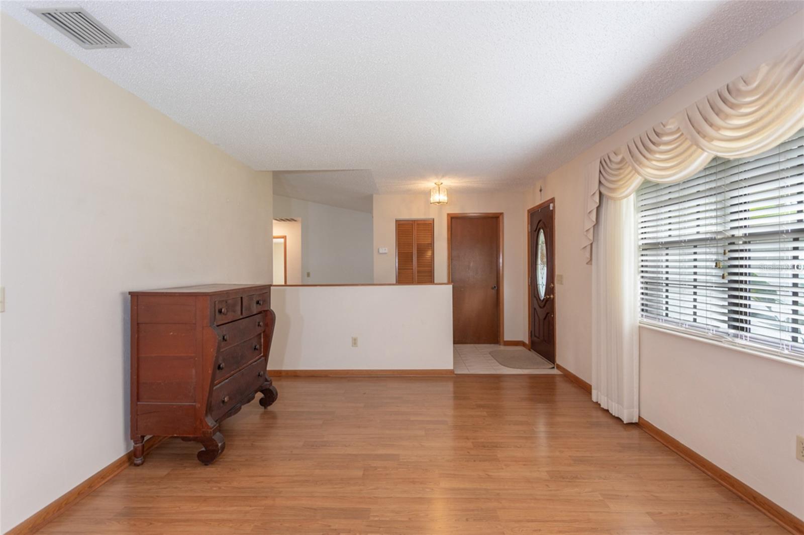 Image 24 of 41 For 17 Patchogue Lane