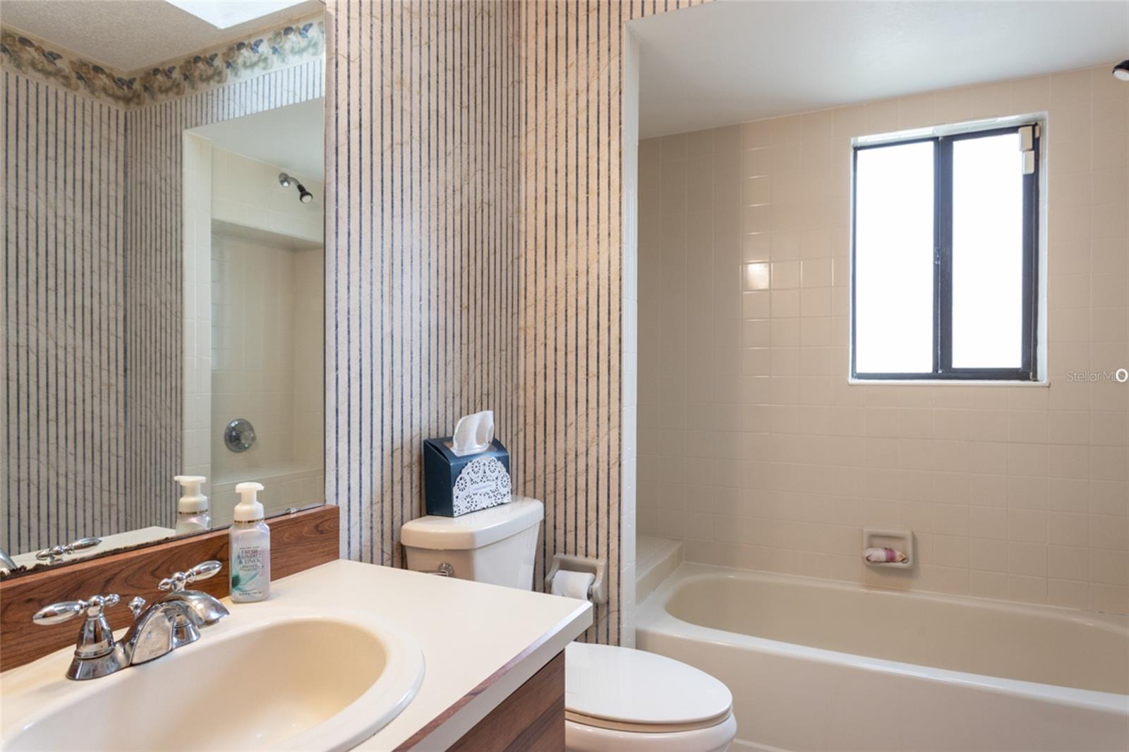 Image 35 of 41 For 17 Patchogue Lane