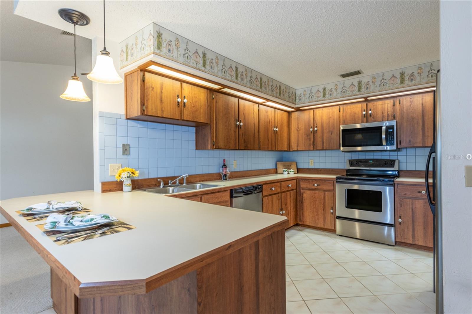 Image 4 of 41 For 17 Patchogue Lane