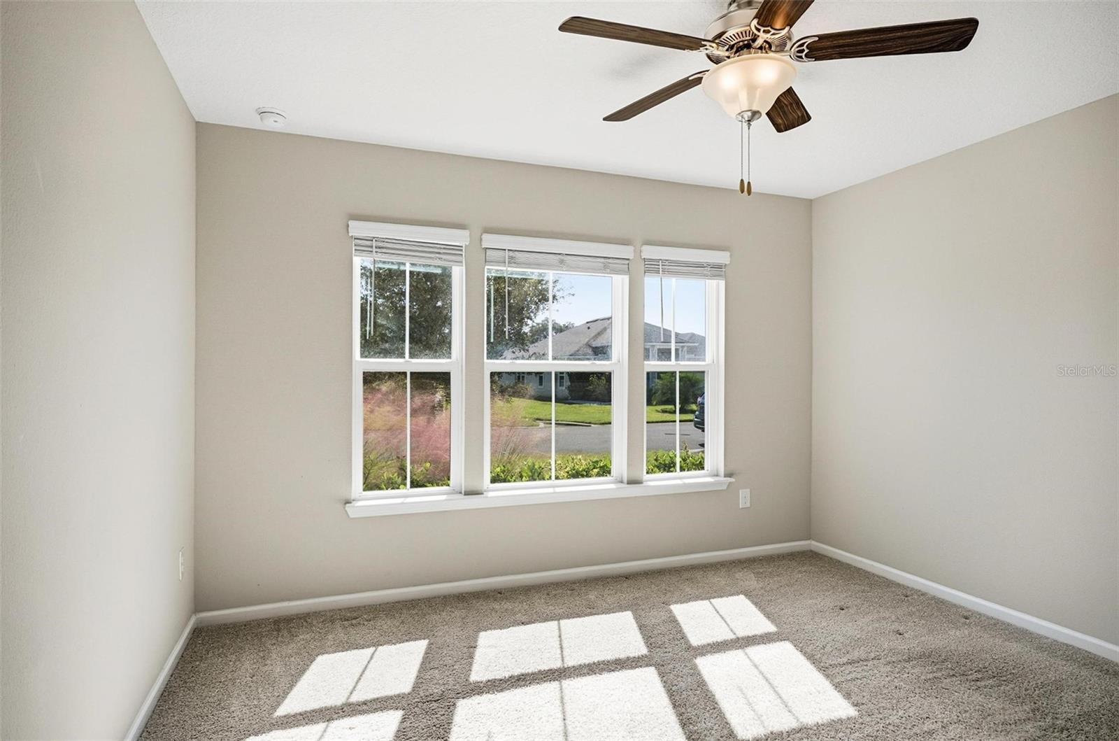 Image 38 of 70 For 83 Hummingbird Court