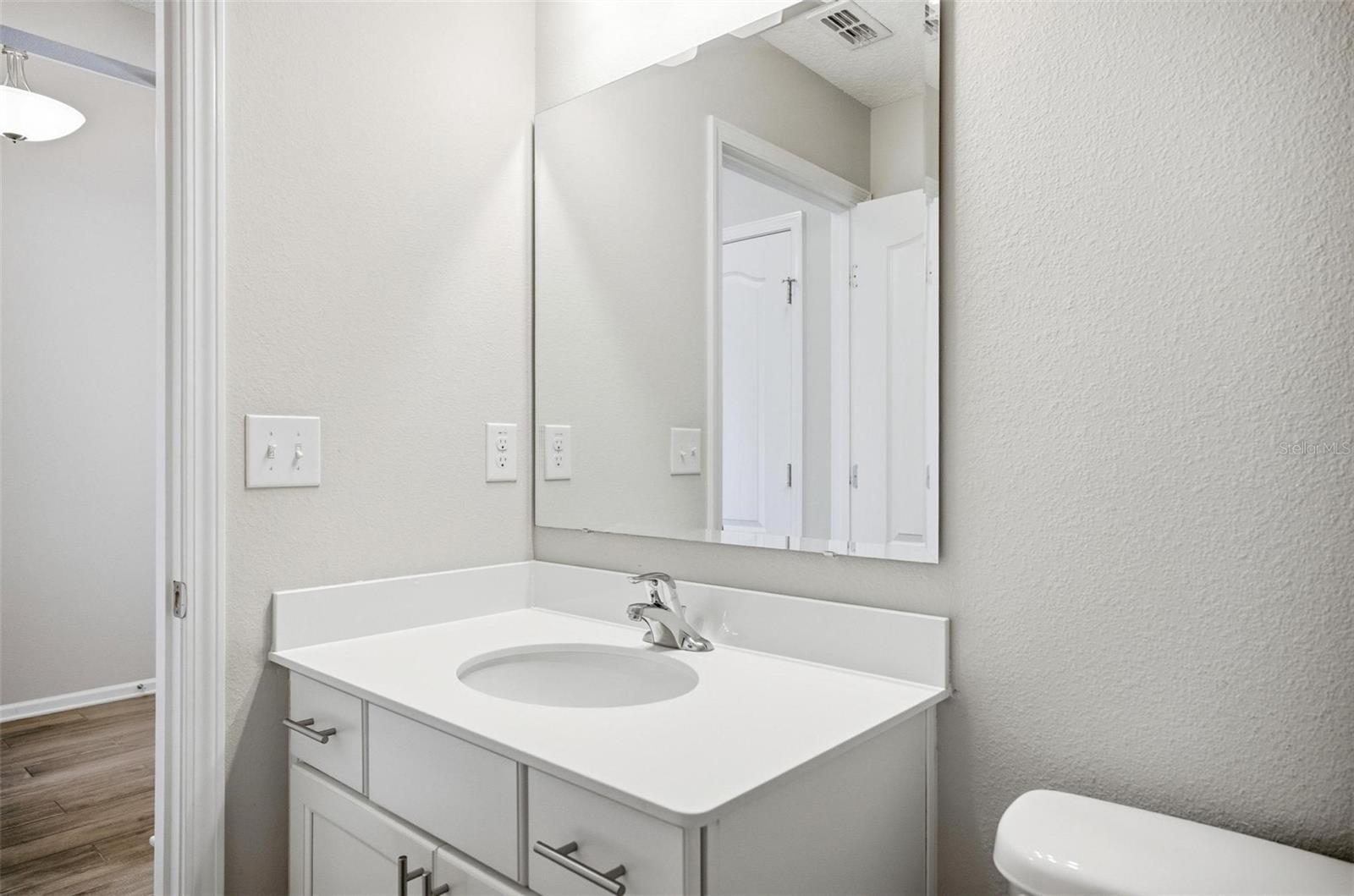 Image 41 of 70 For 83 Hummingbird Court