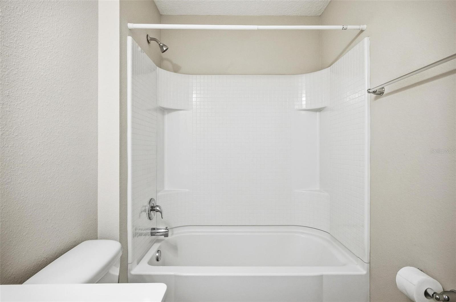 Image 42 of 70 For 83 Hummingbird Court