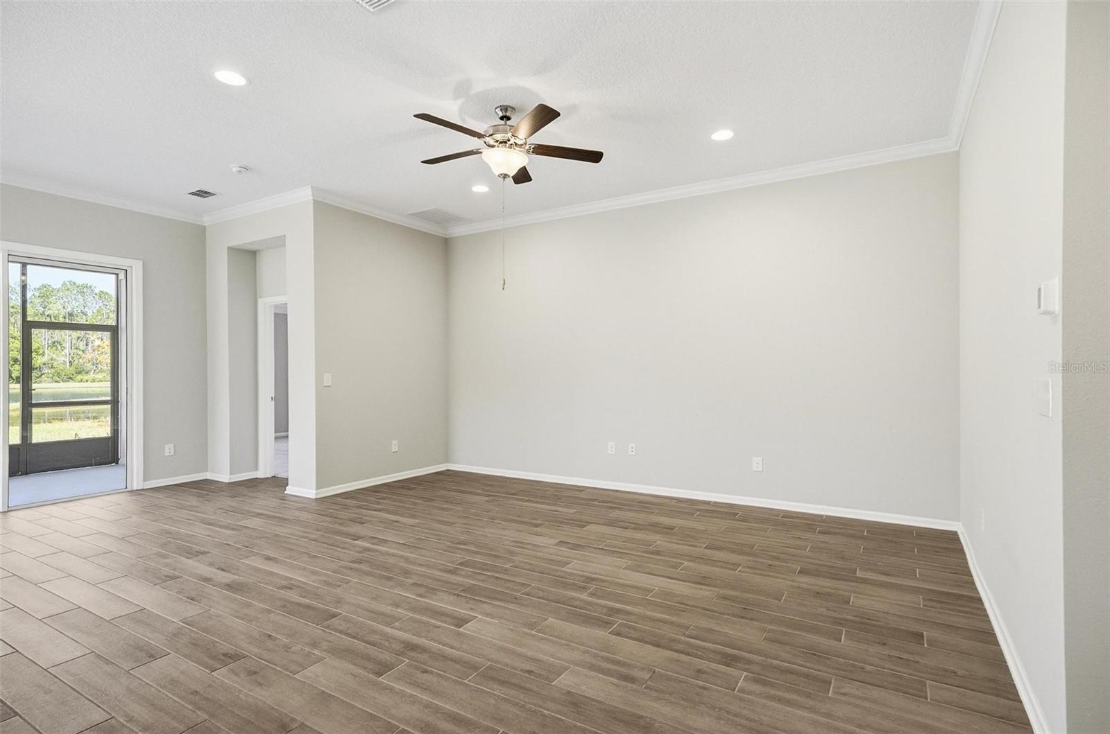 Image 44 of 70 For 83 Hummingbird Court