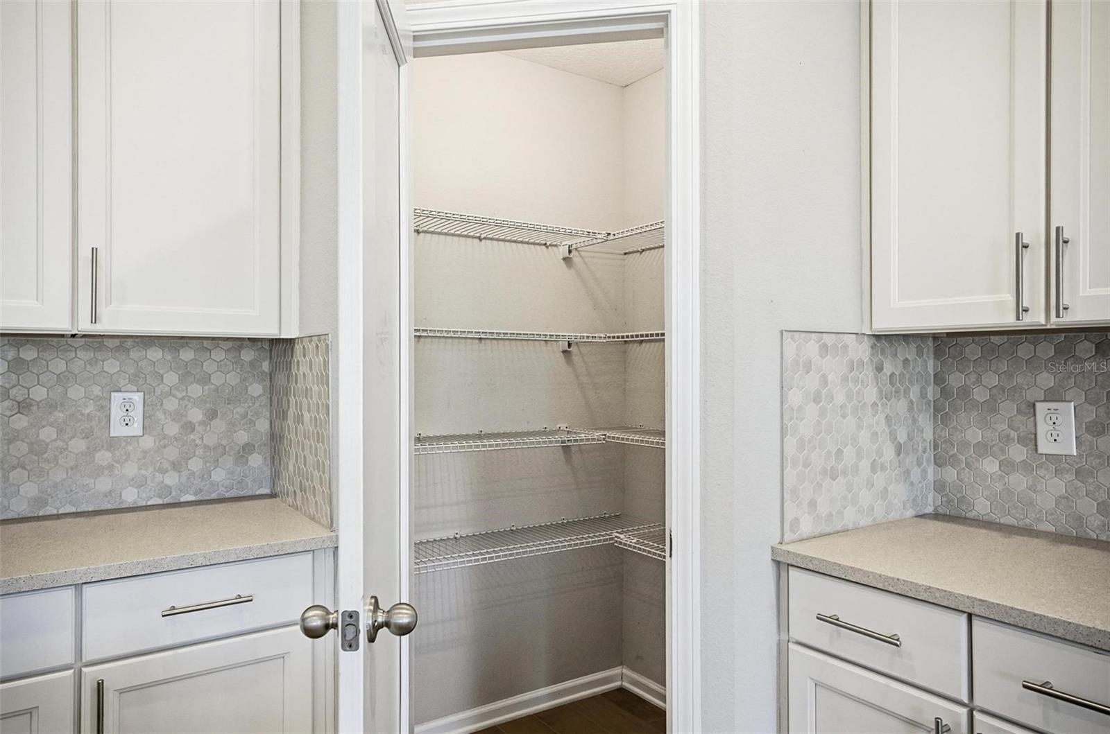 Image 48 of 70 For 83 Hummingbird Court