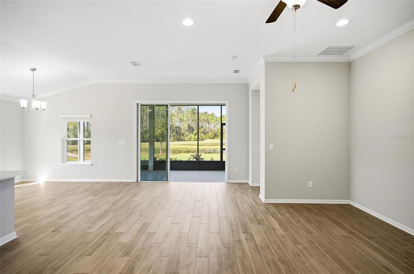 Image 50 of 70 For 83 Hummingbird Court