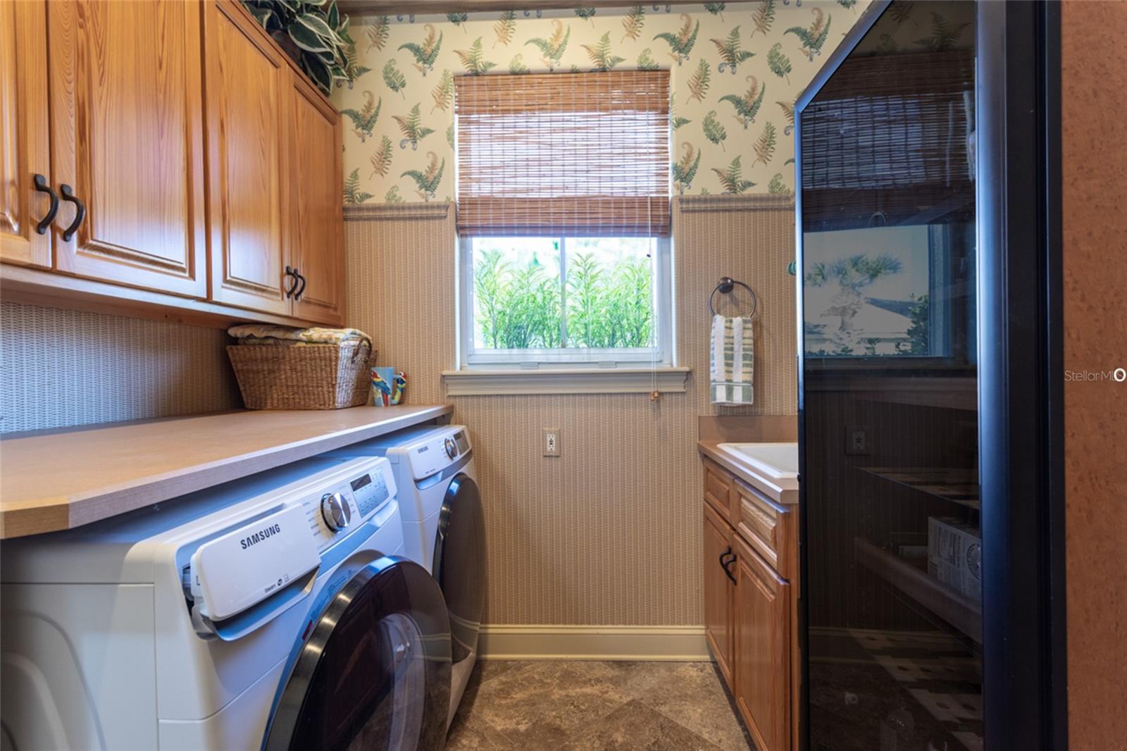 Image 32 of 40 For 45 Kingfisher Lane