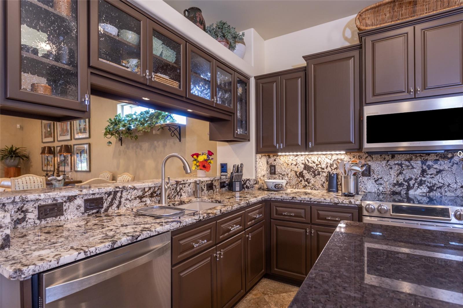 Image 8 of 40 For 45 Kingfisher Lane