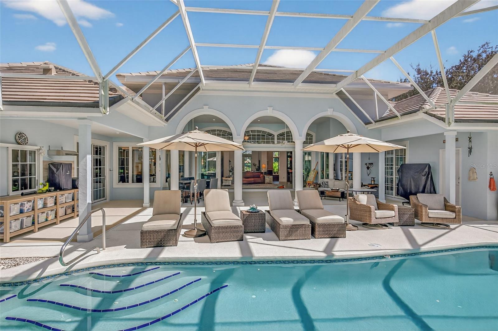 Image 16 of 79 For 13 Anastasia Court