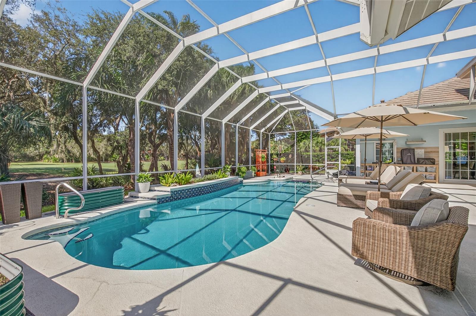 Image 18 of 79 For 13 Anastasia Court