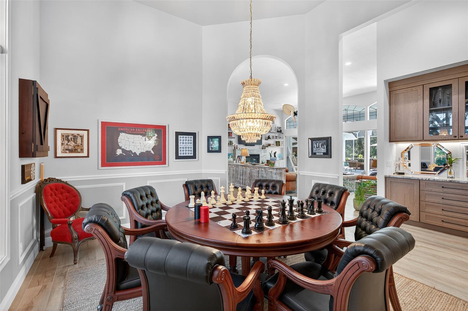 Image 20 of 79 For 13 Anastasia Court