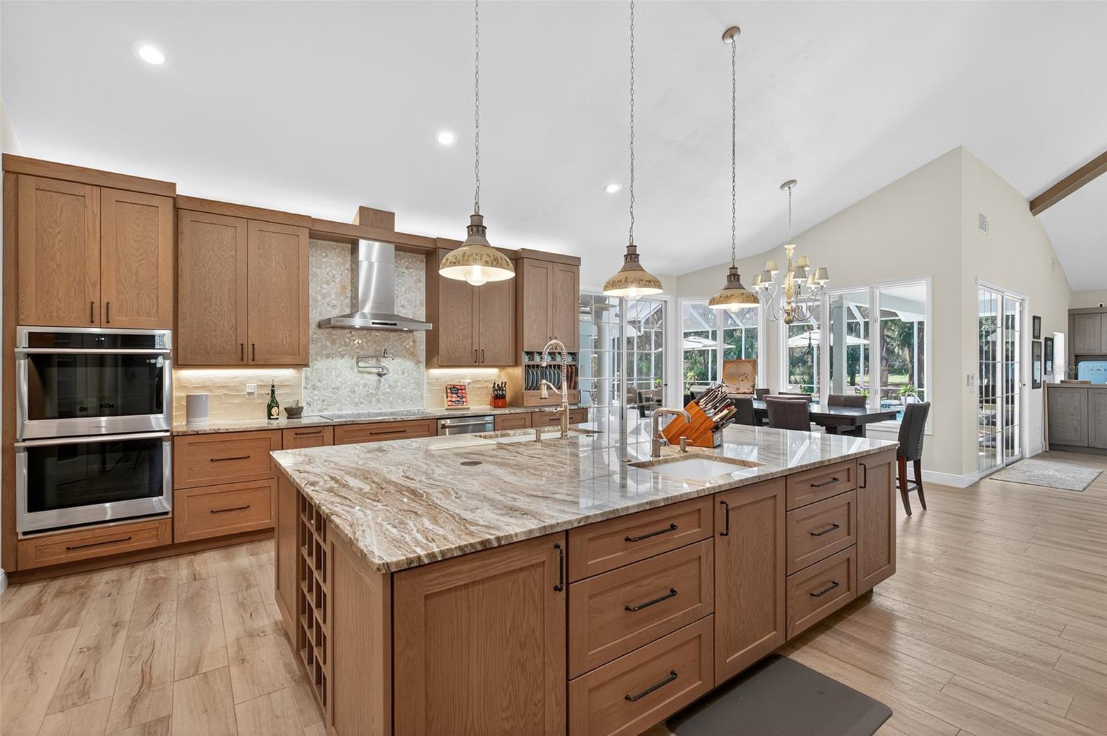 Image 24 of 79 For 13 Anastasia Court