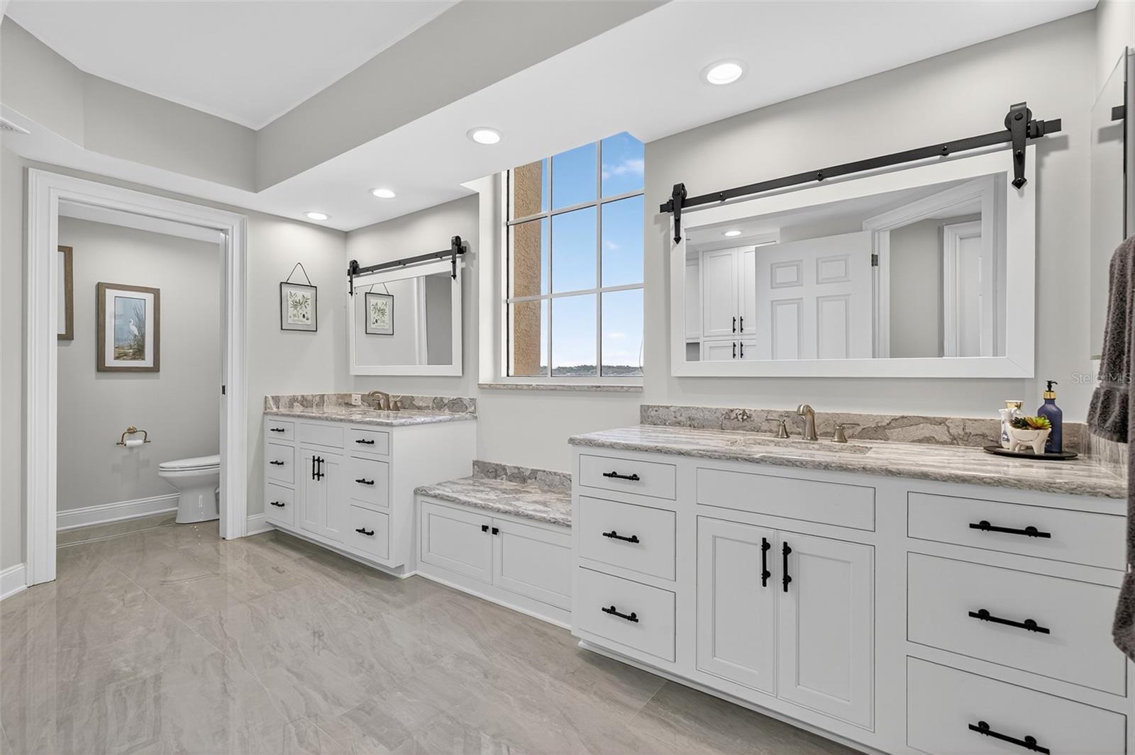 Image 26 of 72 For 7 Avenue De La Mer  201