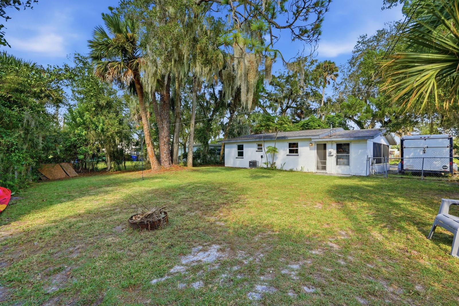 Image 24 of 34 For 464 Palmetto Street