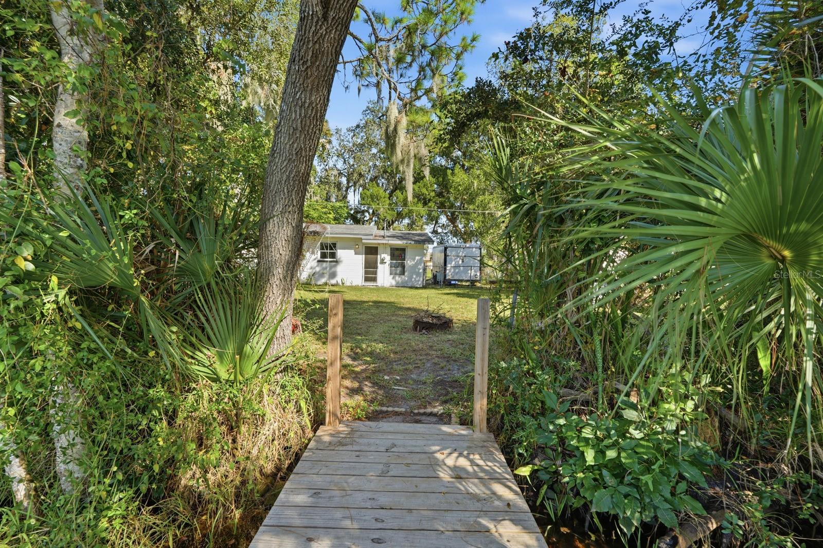 Image 28 of 34 For 464 Palmetto Street