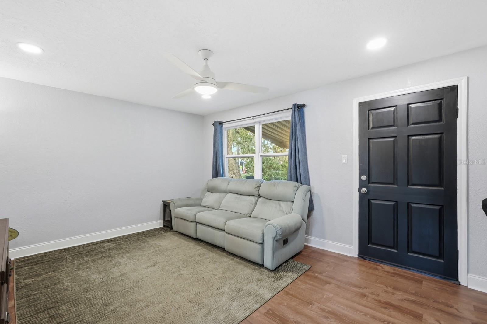 Image 7 of 34 For 464 Palmetto Street