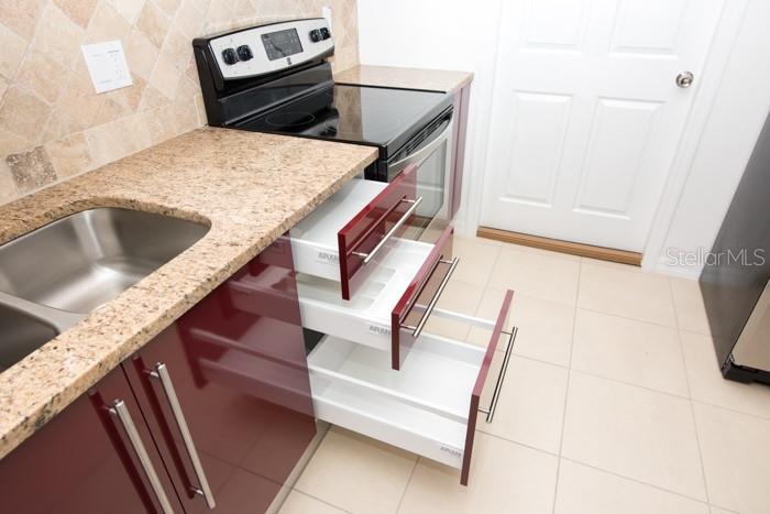 Image 7 of 29 For 4 Buffalo Meadow Lane