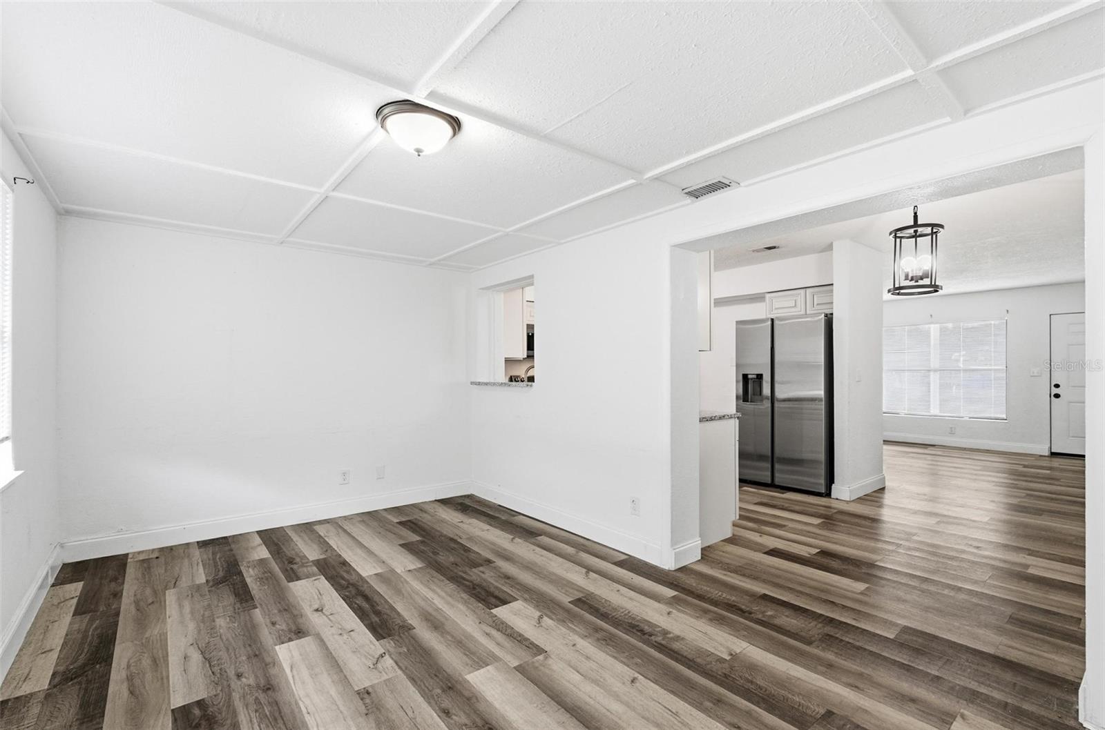 Image 38 of 53 For 1598 3rd Street