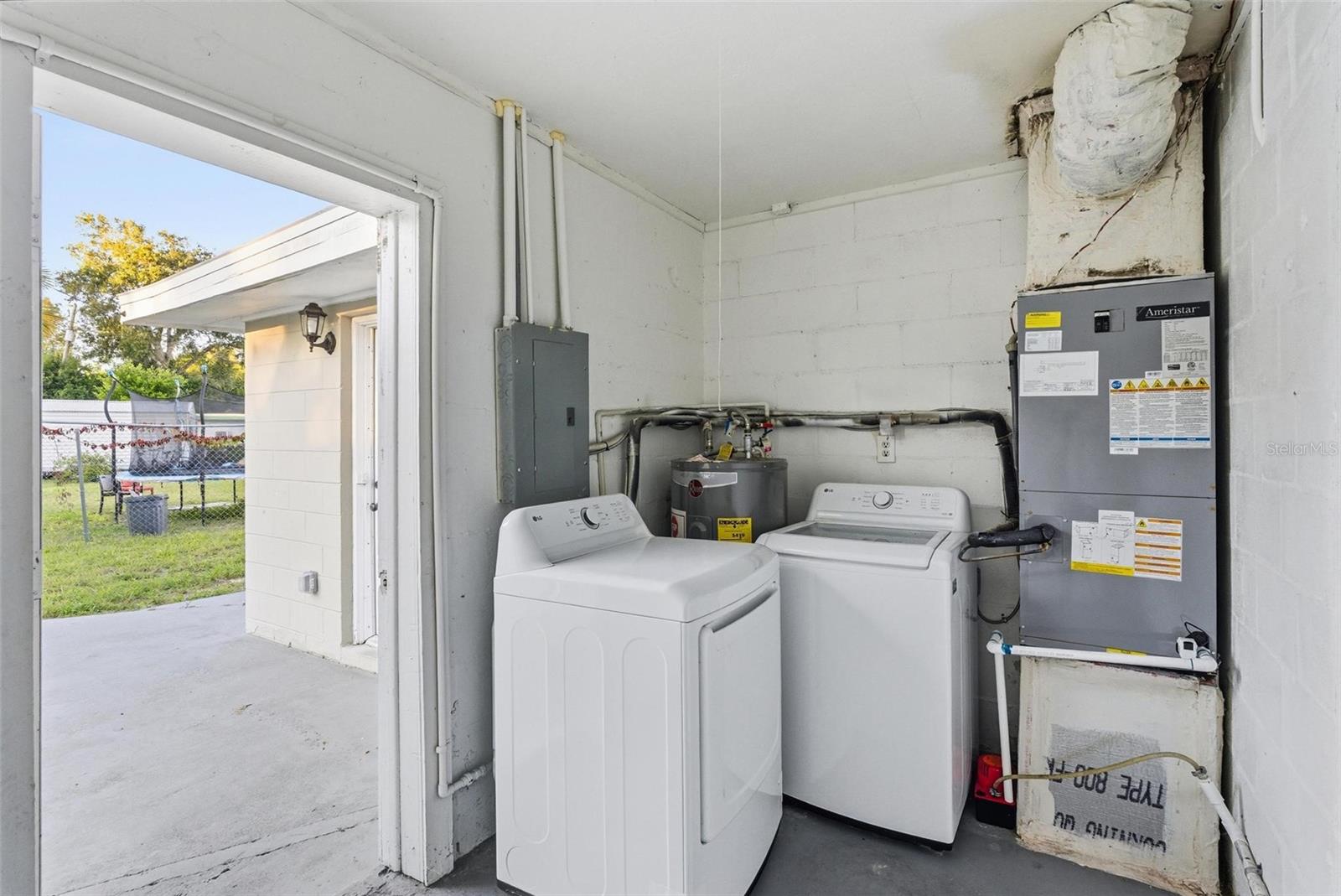 Image 39 of 53 For 1598 3rd Street