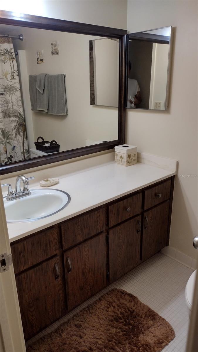 Image 10 of 15 For 46 Club House Drive 208