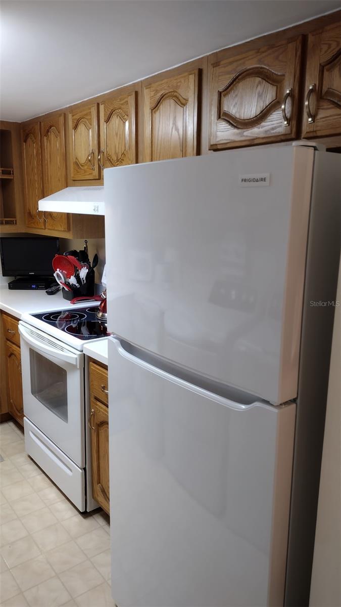 Image 14 of 15 For 46 Club House Drive 208