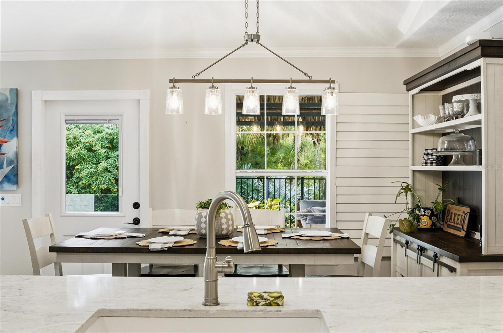 Image 43 of 100 For 10 Pamela Parkway