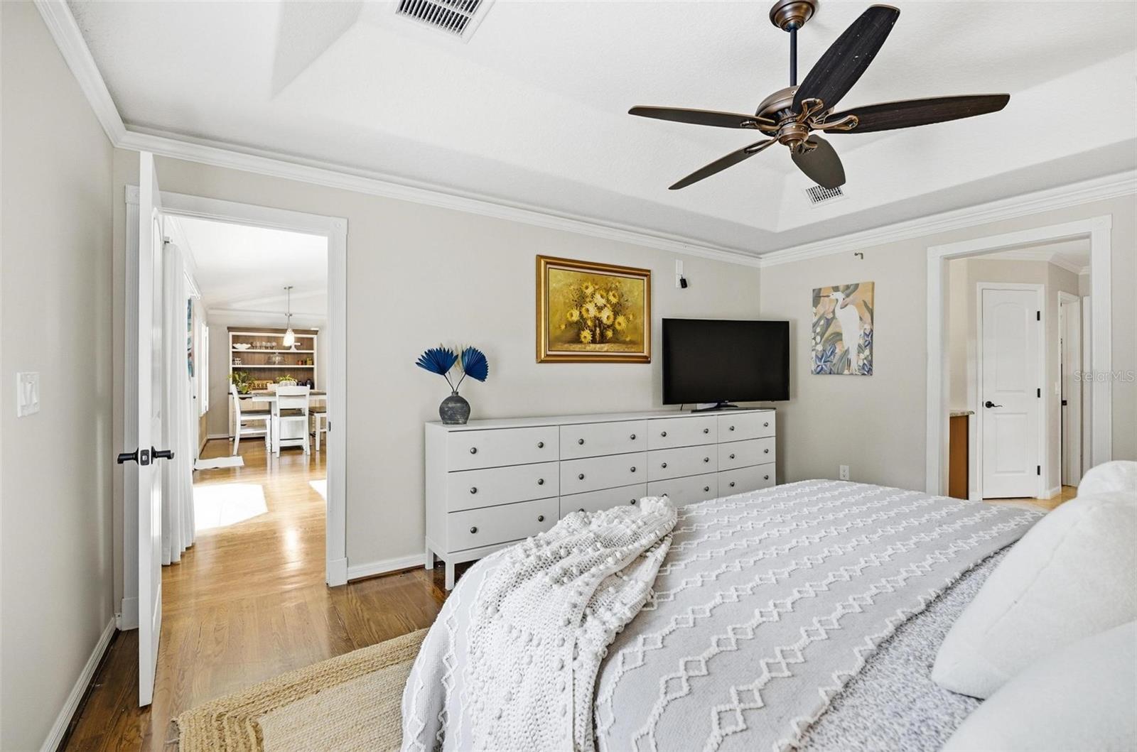 Image 54 of 100 For 10 Pamela Parkway