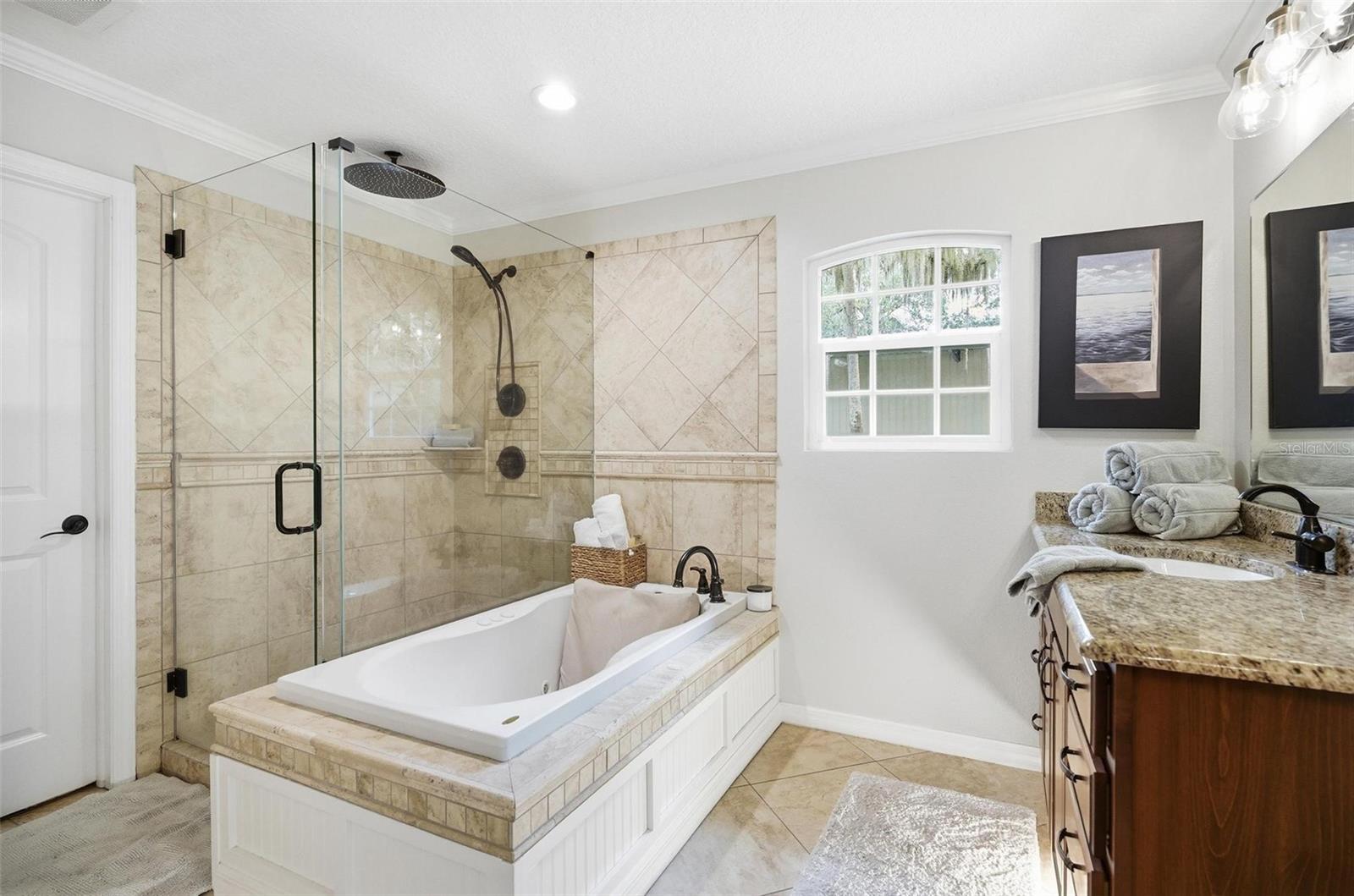 Image 58 of 100 For 10 Pamela Parkway