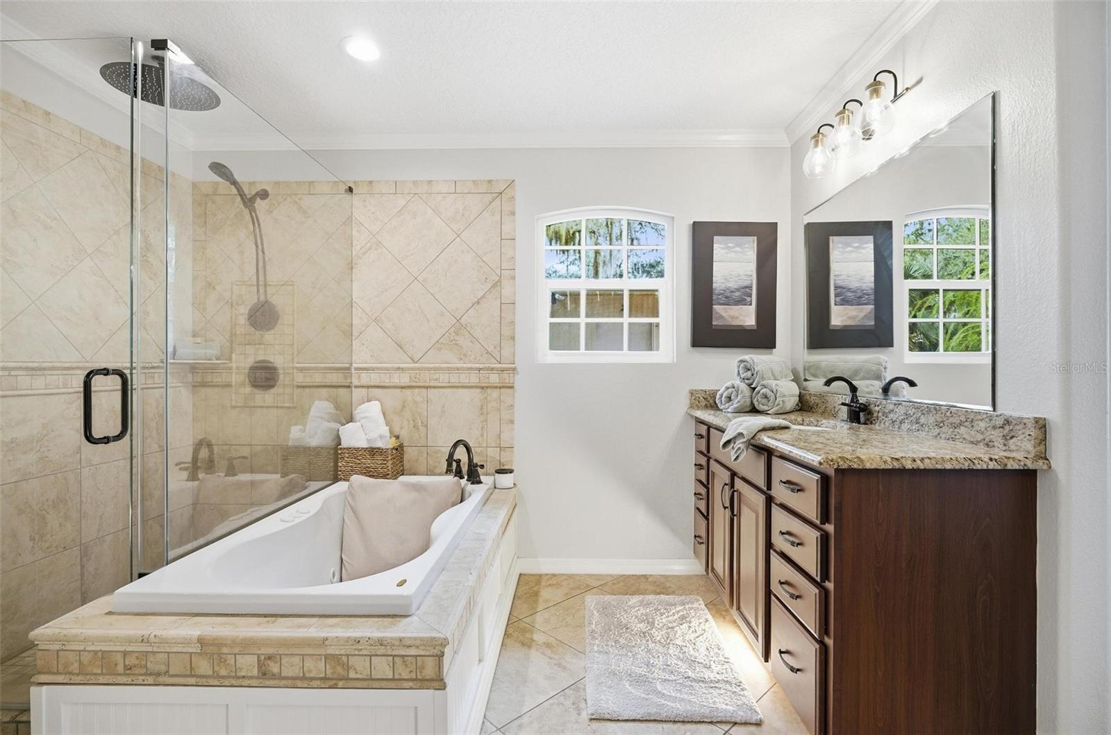 Image 61 of 100 For 10 Pamela Parkway