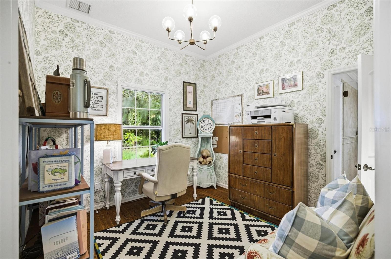 Image 69 of 100 For 10 Pamela Parkway