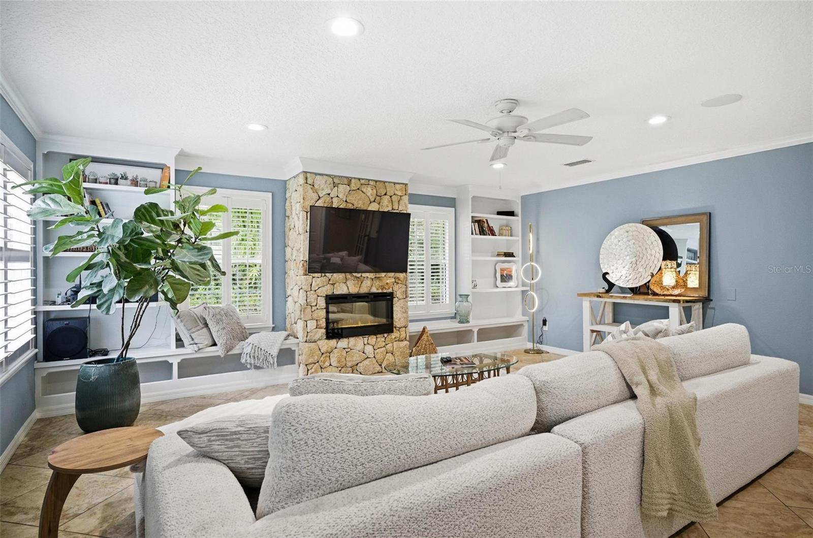 Image 76 of 100 For 10 Pamela Parkway