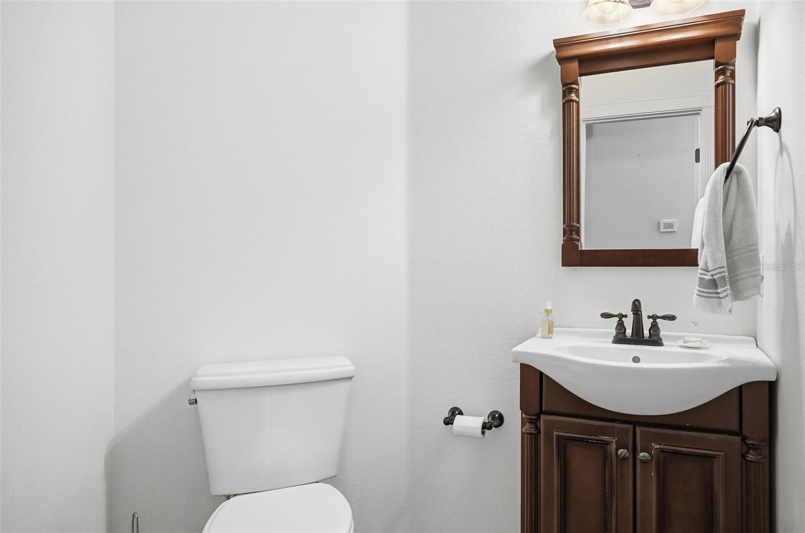 Image 88 of 100 For 10 Pamela Parkway