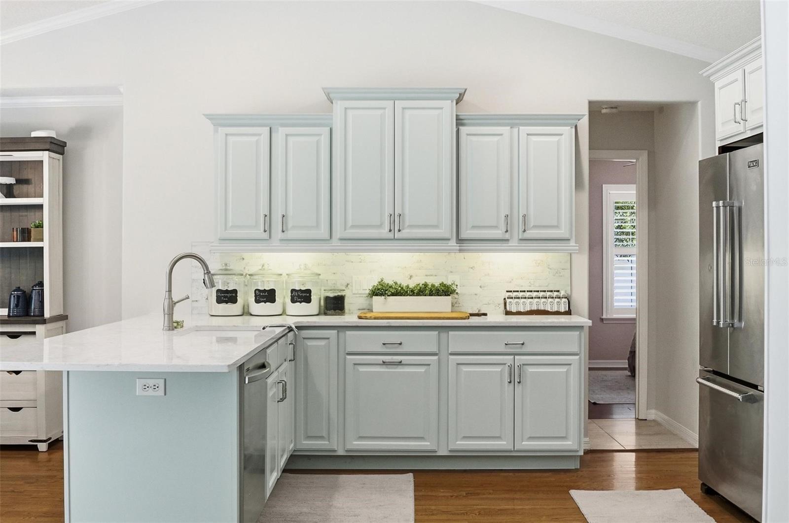 Image 89 of 100 For 10 Pamela Parkway